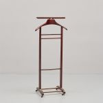 498680 Valet stand